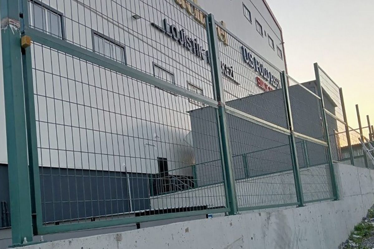 Çerçeveli Pano Çit